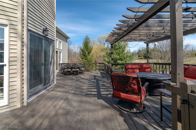 21711 Woodfield Trail, Strongsville, OH 44149