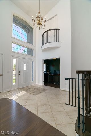 21711 Woodfield Trail, Strongsville, OH 44149