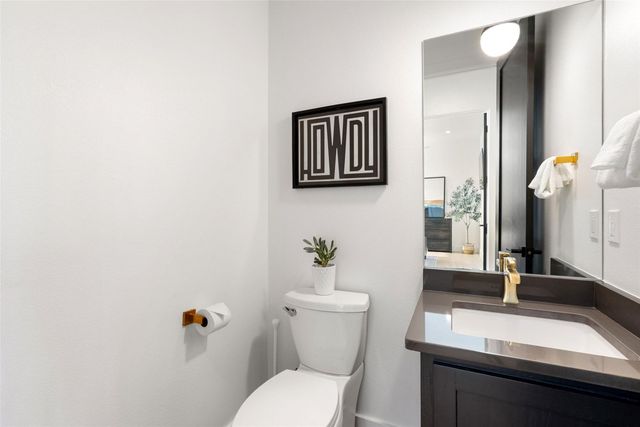 102 Cypress Shore Lane LN, Kingsland, TX 78639