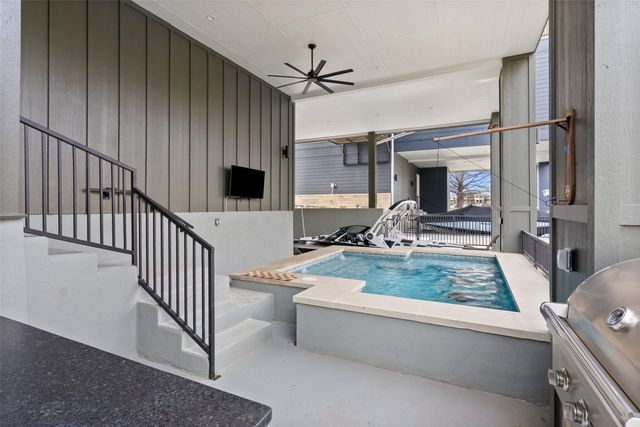 102 Cypress Shore Lane LN, Kingsland, TX 78639