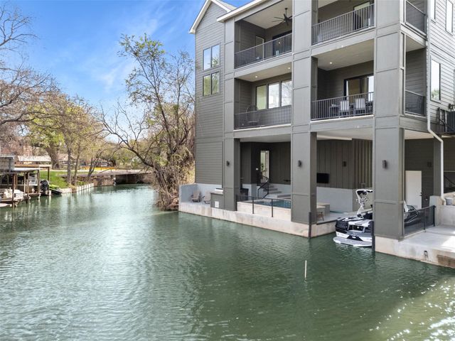 102 Cypress Shore Lane LN, Kingsland, TX 78639