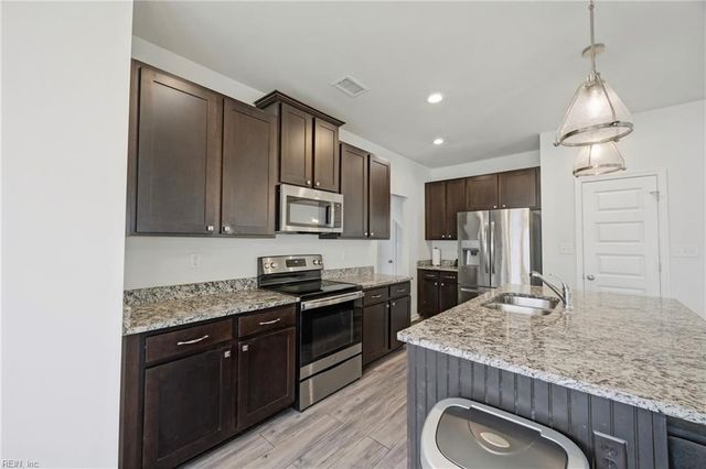 106 Sea Hero CT, Suffolk, VA 23435