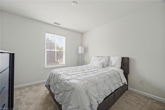 106 Sea Hero CT, Suffolk, VA 23435
