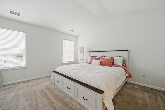 106 Sea Hero CT, Suffolk, VA 23435
