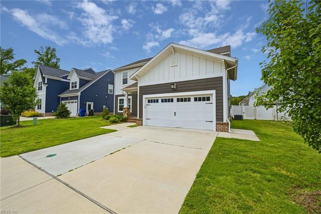 106 Sea Hero CT, Suffolk, VA 23435
