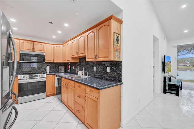 5514 SW 28th Terrace, Dania Beach, FL 33312