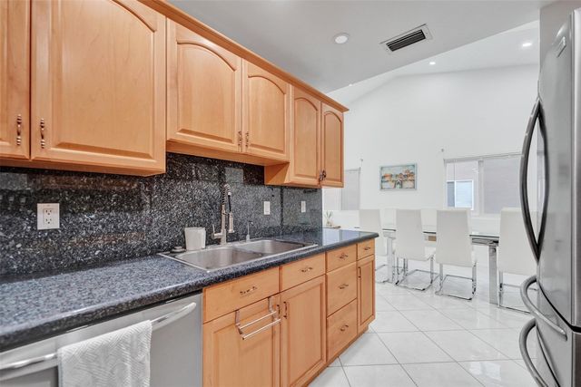 5514 SW 28th Terrace, Dania Beach, FL 33312