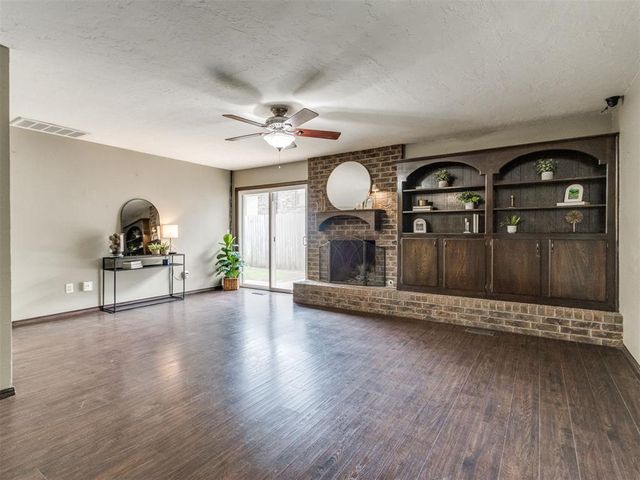 1019 N Blackwelder Avenue, Edmond, OK 73034