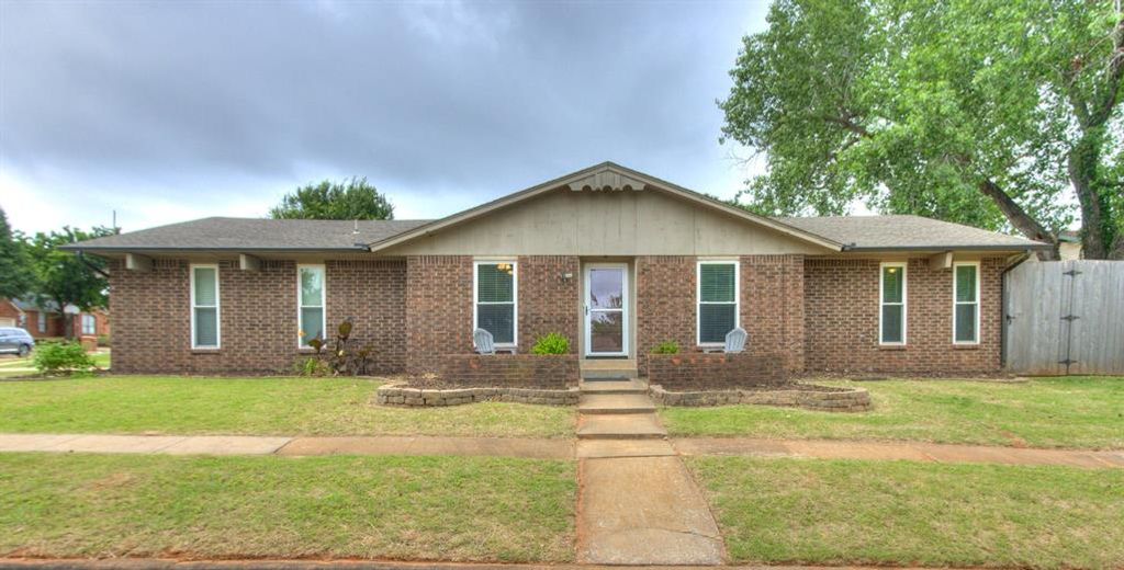 1019 N Blackwelder Avenue, Edmond, OK 73034