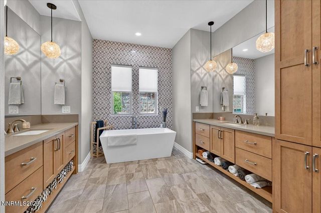 5750 Nordend Way, Reno, NV 89511