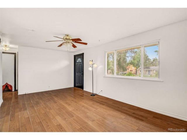2217 Ontario Dr, Colorado Springs, CO 80910