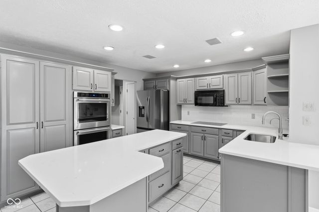 15812 Joliet Road, Westfield, IN 46074