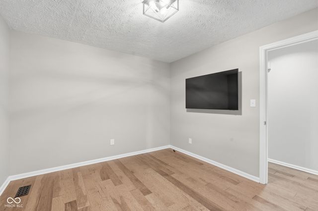 15812 Joliet Road, Westfield, IN 46074