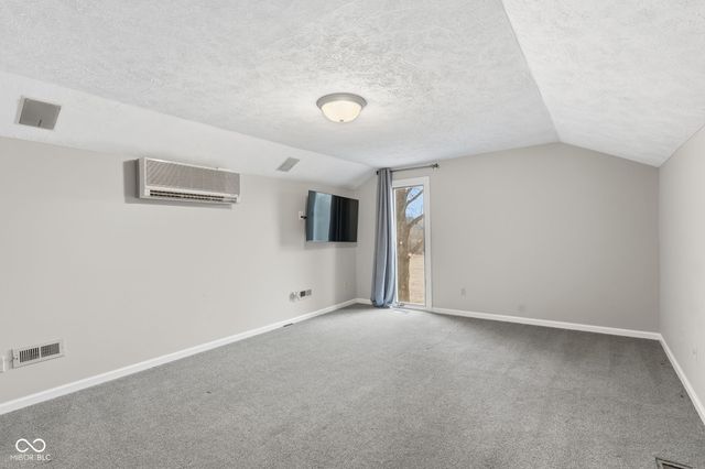 15812 Joliet Road, Westfield, IN 46074