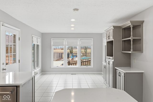 15812 Joliet Road, Westfield, IN 46074