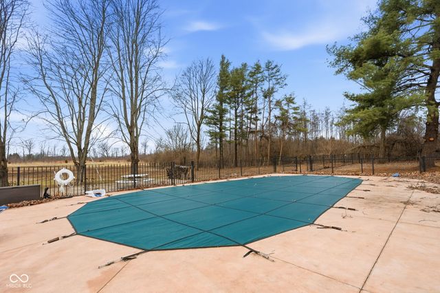 15812 Joliet Road, Westfield, IN 46074