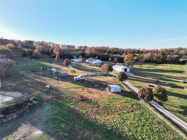 28345 Sapphire Drive, Richland, MO 65556