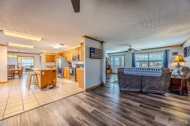 28345 Sapphire Drive, Richland, MO 65556