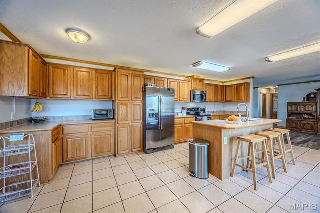 28345 Sapphire Drive, Richland, MO 65556