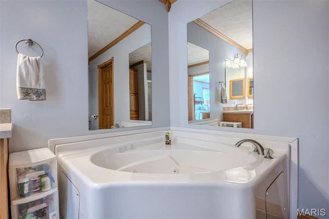 28345 Sapphire Drive, Richland, MO 65556