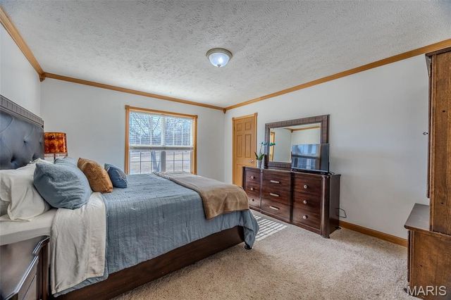 28345 Sapphire Drive, Richland, MO 65556