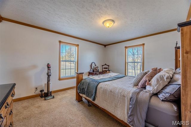 28345 Sapphire Drive, Richland, MO 65556