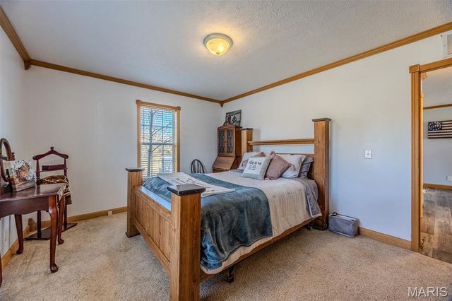 28345 Sapphire Drive, Richland, MO 65556