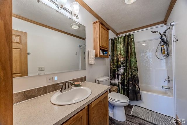 28345 Sapphire Drive, Richland, MO 65556