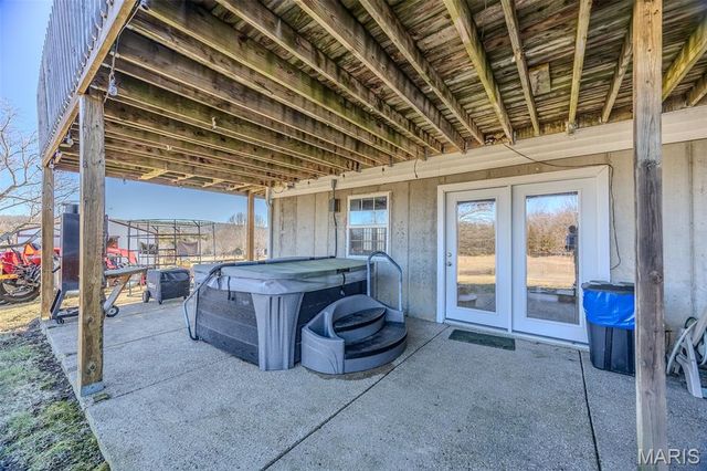 28345 Sapphire Drive, Richland, MO 65556