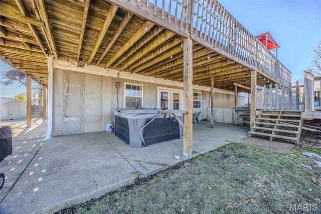 28345 Sapphire Drive, Richland, MO 65556