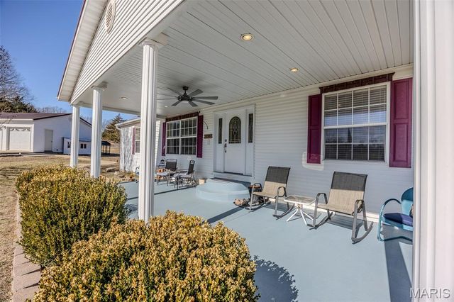 28345 Sapphire Drive, Richland, MO 65556