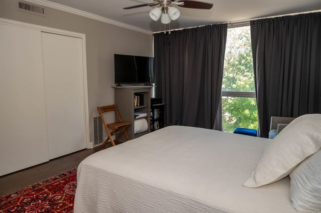 3080 Walnut Grove Rd Apt 406, Memphis, TN 38111