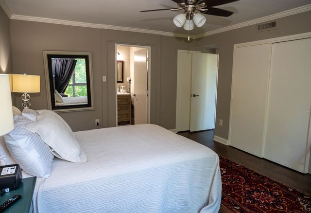3080 Walnut Grove Rd Apt 406, Memphis, TN 38111