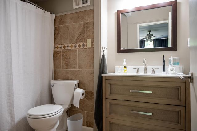 3080 Walnut Grove Rd Apt 406, Memphis, TN 38111