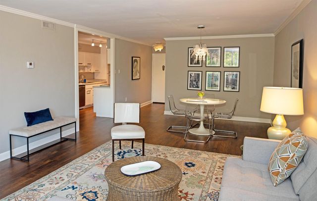 3080 Walnut Grove Rd Apt 406, Memphis, TN 38111