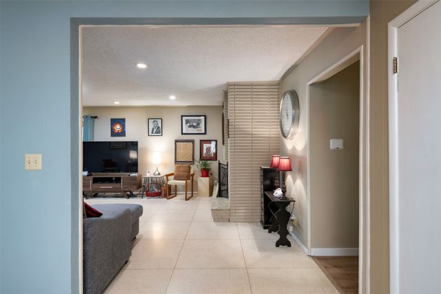 706 Norton Street, Weatherford, TX 76086