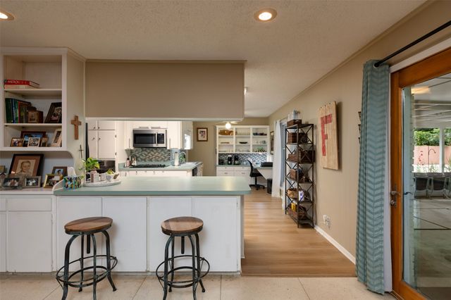706 Norton Street, Weatherford, TX 76086