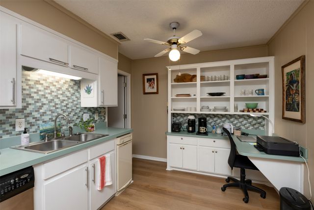 706 Norton Street, Weatherford, TX 76086