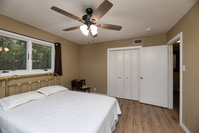 706 Norton Street, Weatherford, TX 76086