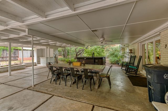 706 Norton Street, Weatherford, TX 76086