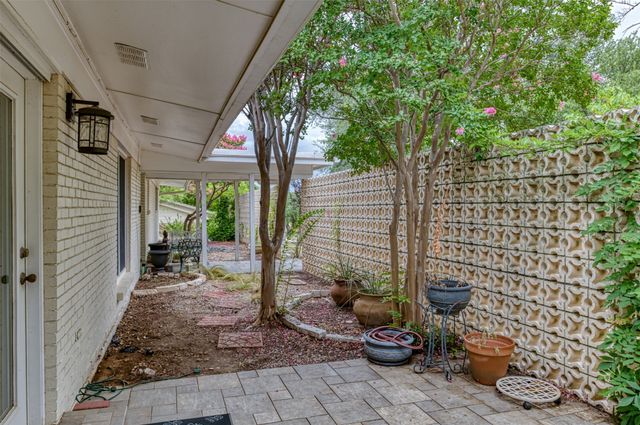 706 Norton Street, Weatherford, TX 76086