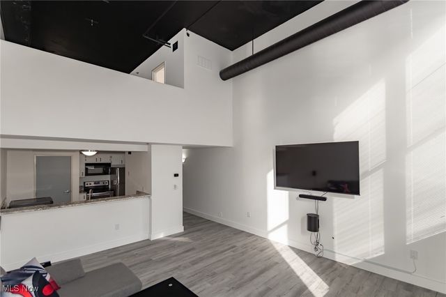 1133 W 9th Street 120, Cleveland, OH 44113