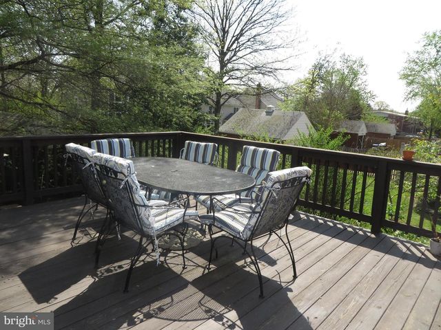 25 N GARFIELD ST, Arlington, VA 22201