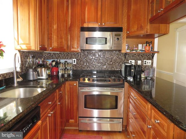 25 N GARFIELD ST, Arlington, VA 22201