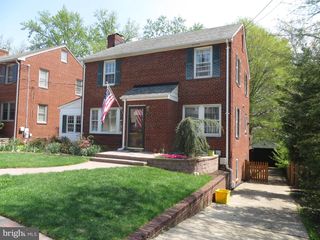25 N GARFIELD ST, Arlington, VA 22201