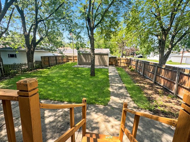 17902 Community Street, Lansing, IL 60438