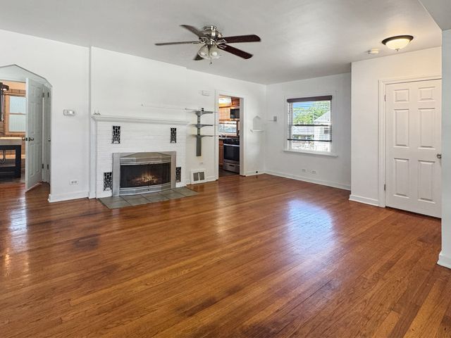 17902 Community Street, Lansing, IL 60438