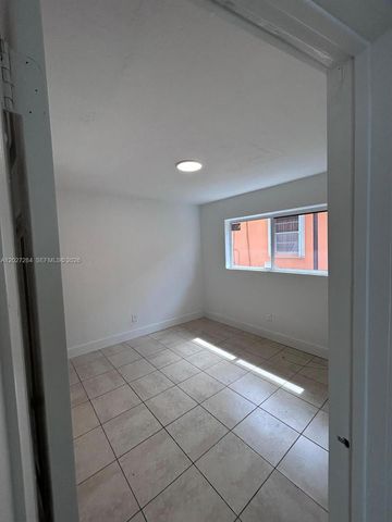 1130 NW 76th Street 1130, Miami, FL 33150