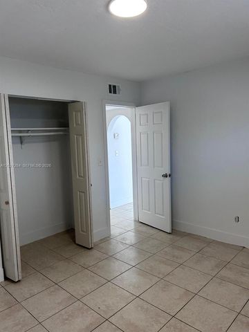 1130 NW 76th Street 1130, Miami, FL 33150