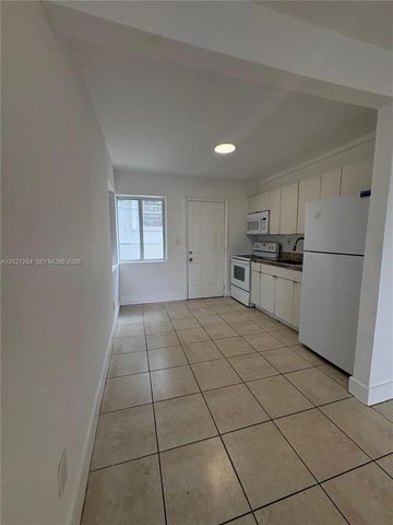 1130 NW 76th Street 1130, Miami, FL 33150